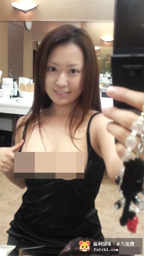 【 稀缺资源】听说你们要露的，300个美女自拍美胸打包分享