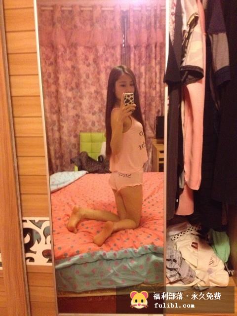 吐血整理而成的796张淘宝内衣买家秀合集