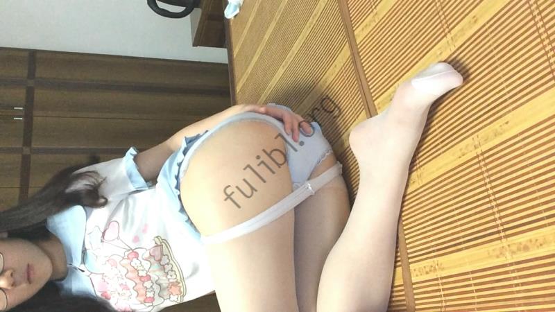 曾经超级火的微博露脸福利姬@兔牙喵喵喵 尺度视频高清版[3V/5.85G]