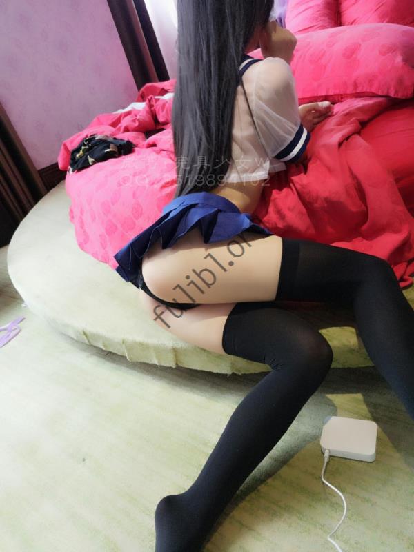 微博福利姬@完具M（完具少女W） VIP会员视图+PR社视图全套合集[2158P+188V/6.49G]