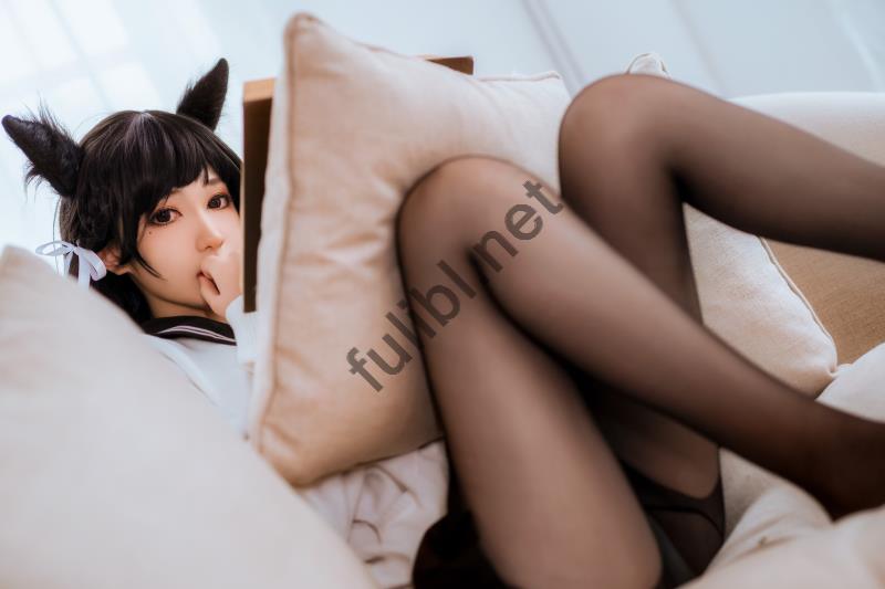 高质量coser@南桃Momoko - 爱宕制服+绫波丽白裙 2套合集[38P/227M]