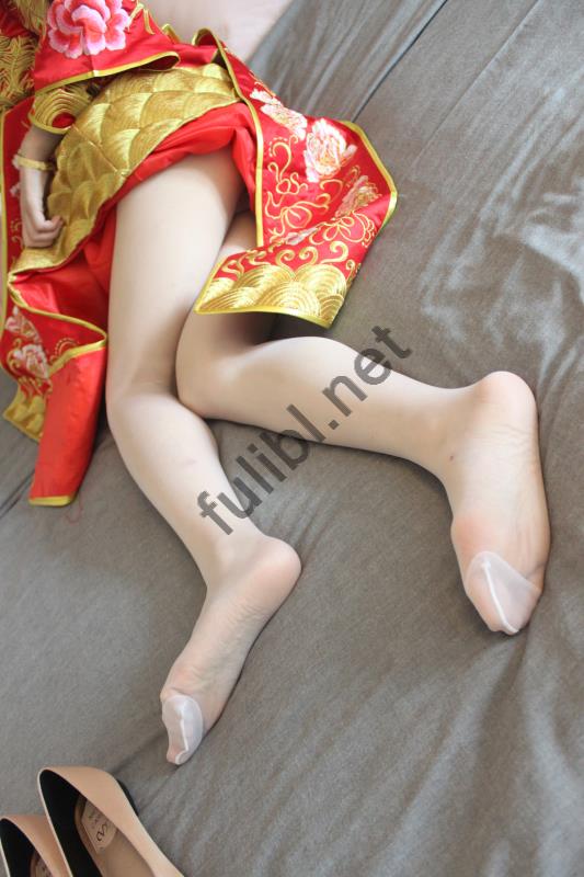 丝足模特@乔伊丝joys - 新娘装[71P+5V/780M]